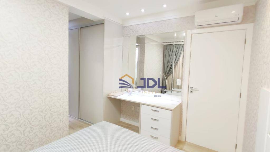 Apartamento à venda com 4 quartos, 202m² - Foto 14