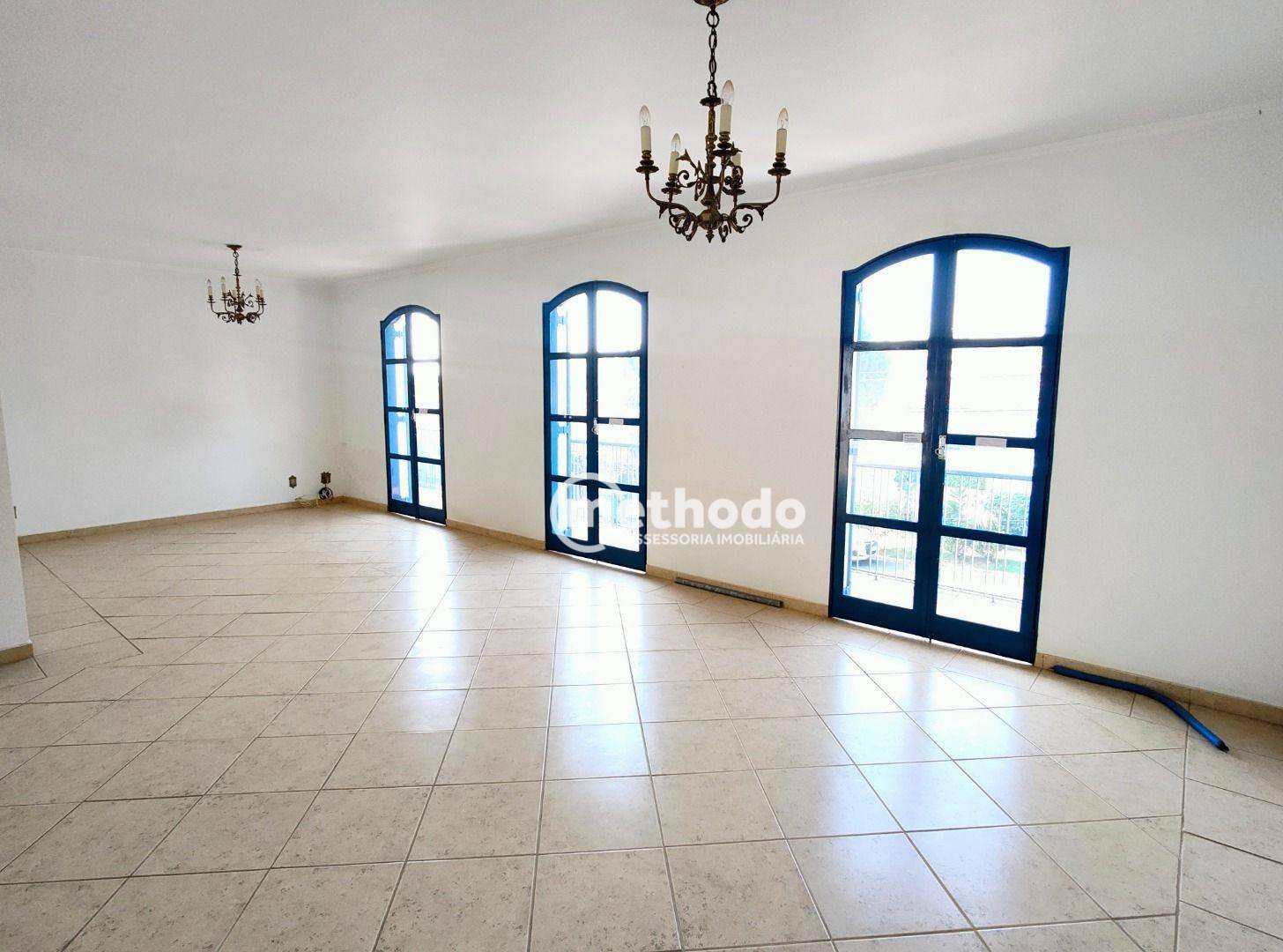 Casa à venda com 4 quartos, 262m² - Foto 10