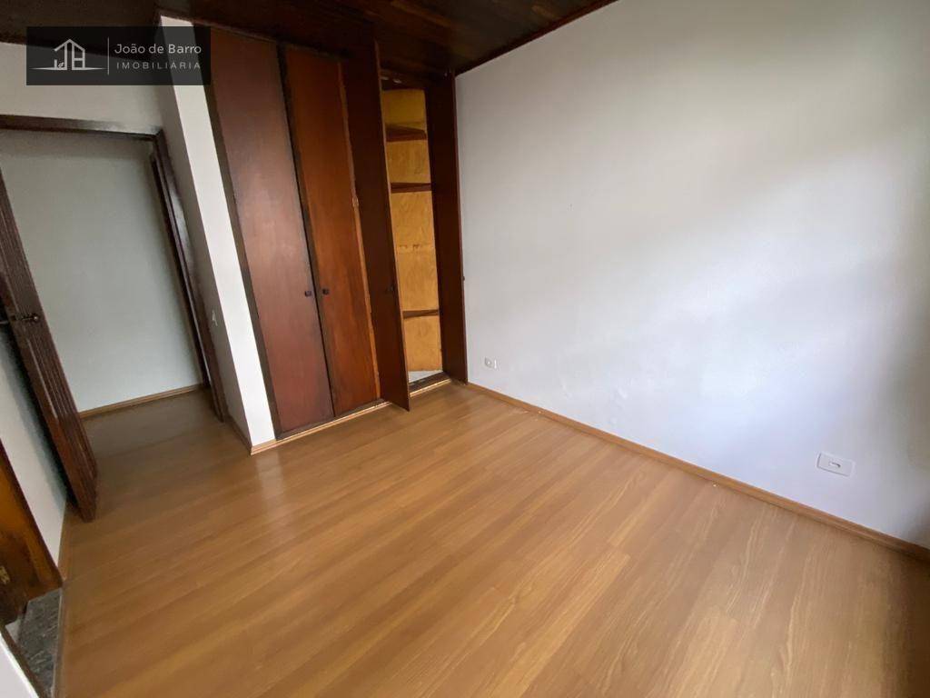 Casa de Condomínio à venda com 4 quartos, 230m² - Foto 13