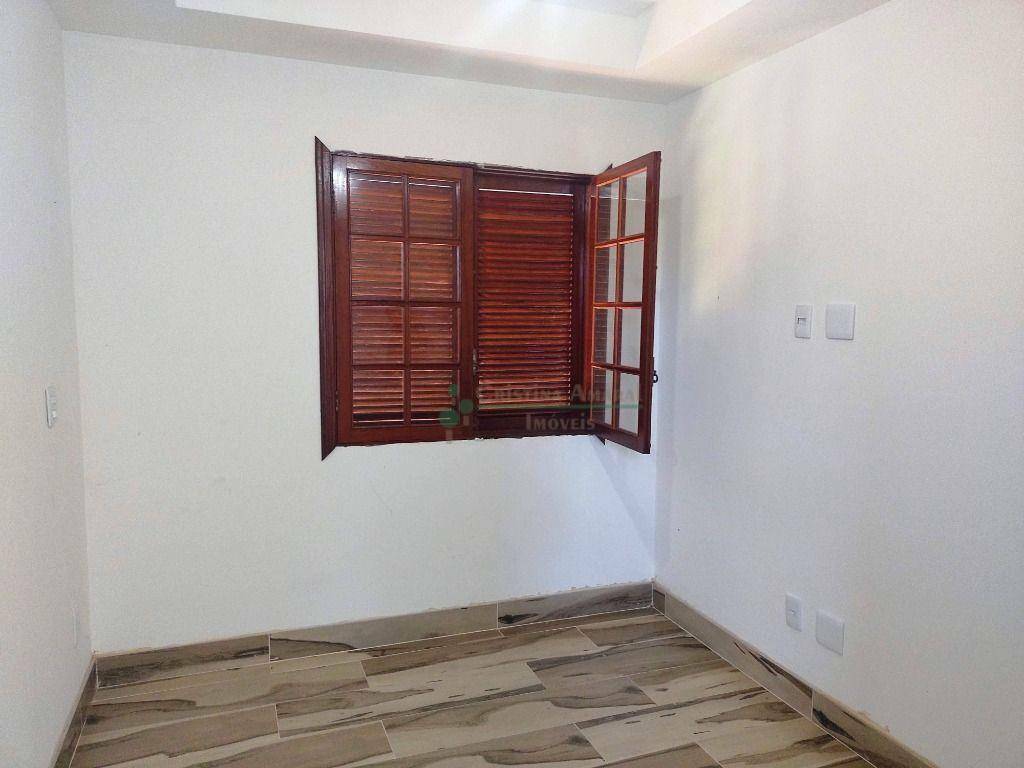 Casa de Condomínio à venda com 4 quartos, 275m² - Foto 9