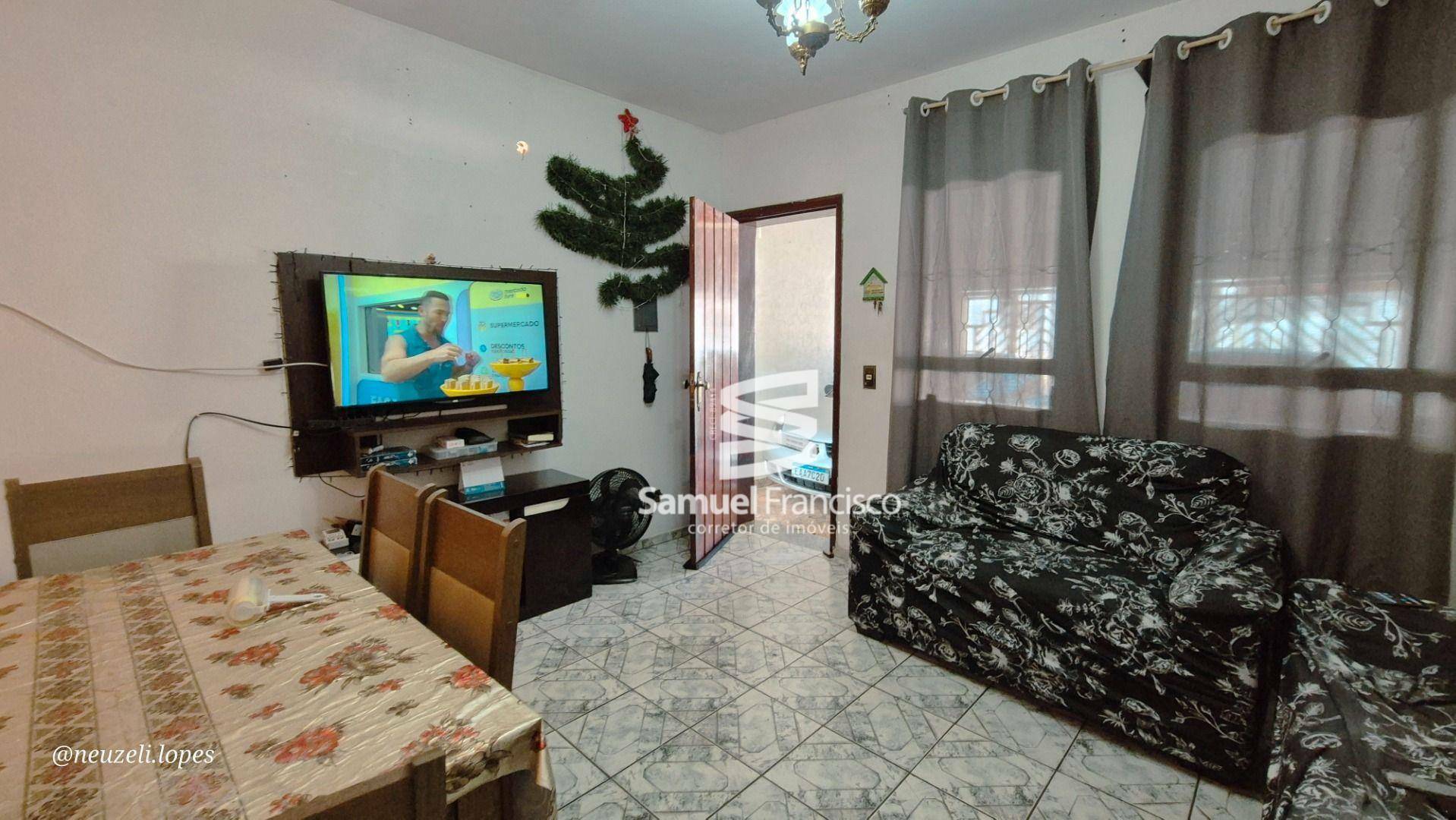 Casa à venda com 3 quartos, 166m² - Foto 1
