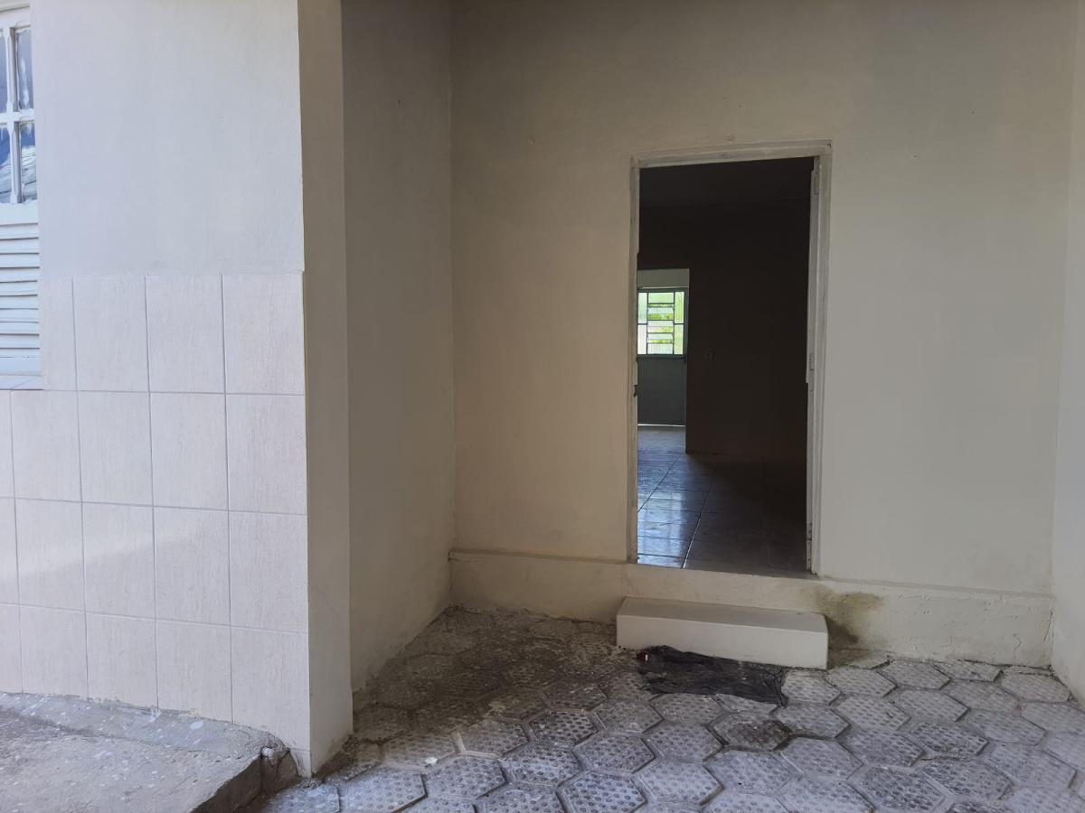 Casa à venda com 3 quartos, 200m² - Foto 4