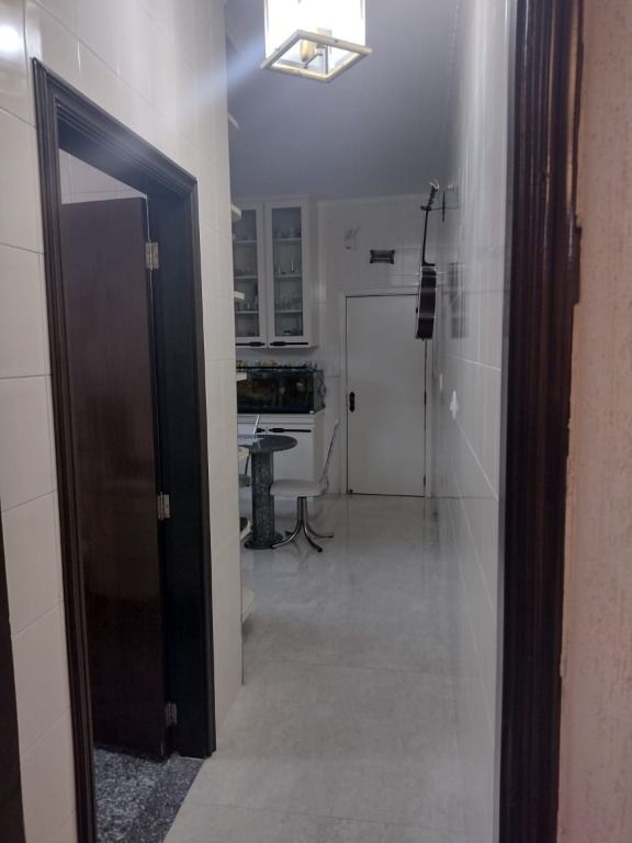 Sobrado à venda com 2 quartos, 145m² - Foto 15