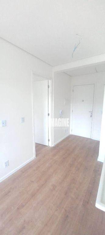 Apartamento à venda com 1 quarto, 32m² - Foto 1