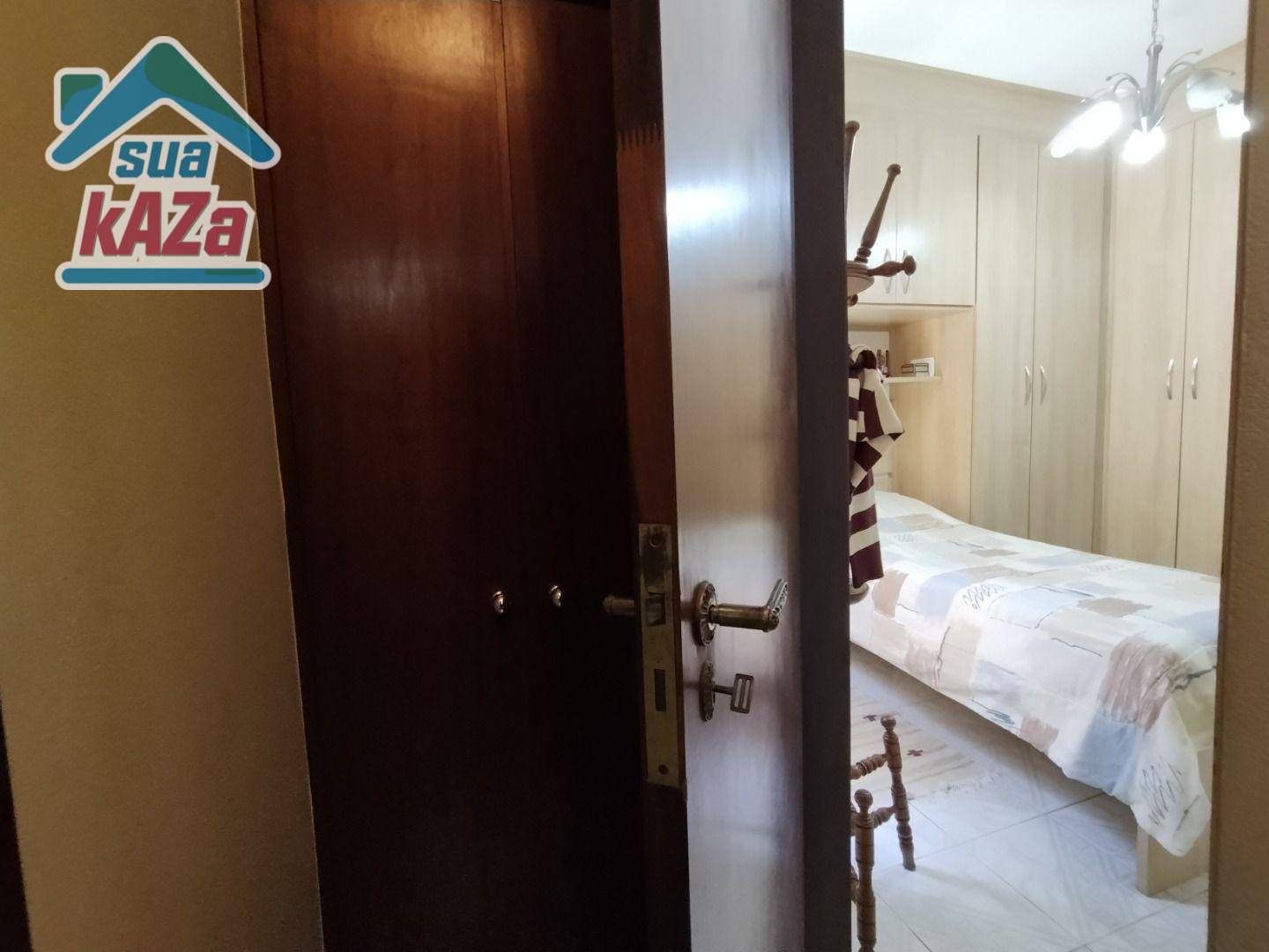 Casa à venda com 3 quartos, 161m² - Foto 18