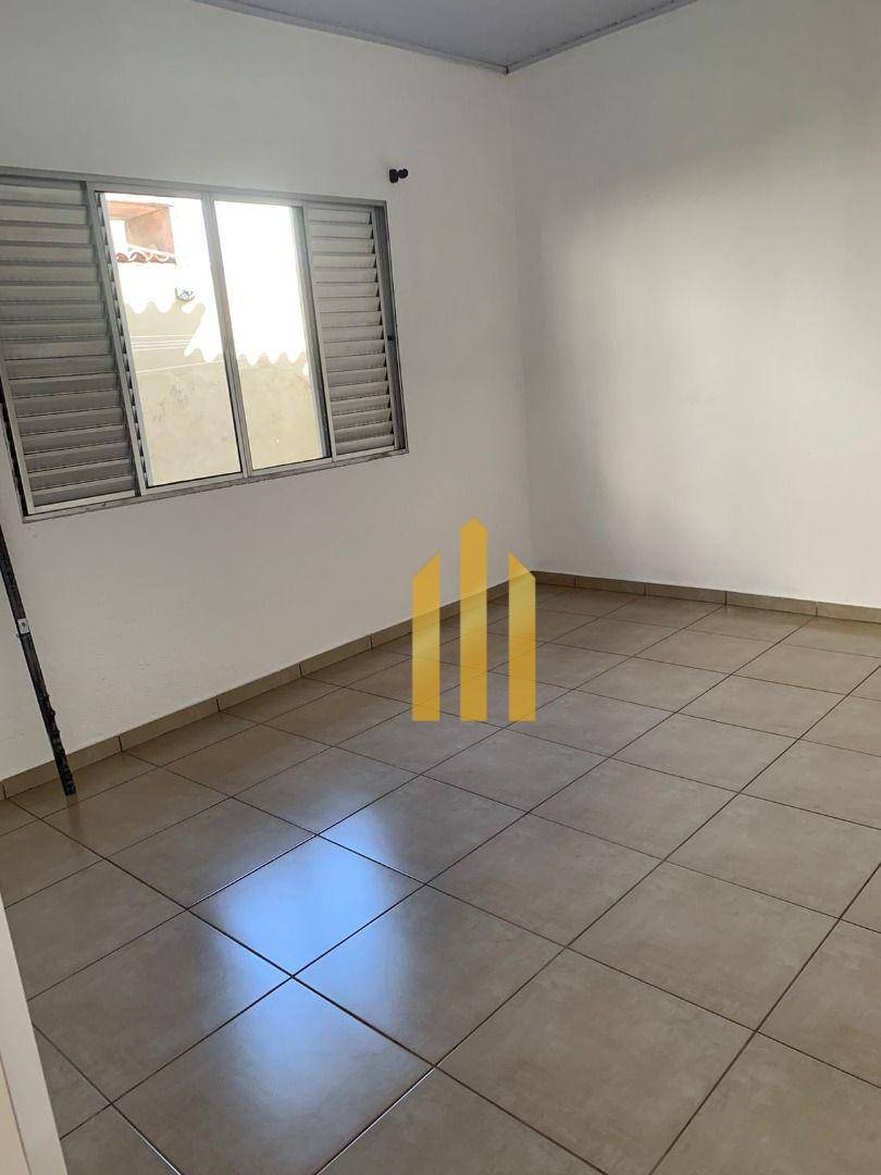 Casa para alugar com 1 quarto, 45m² - Foto 9