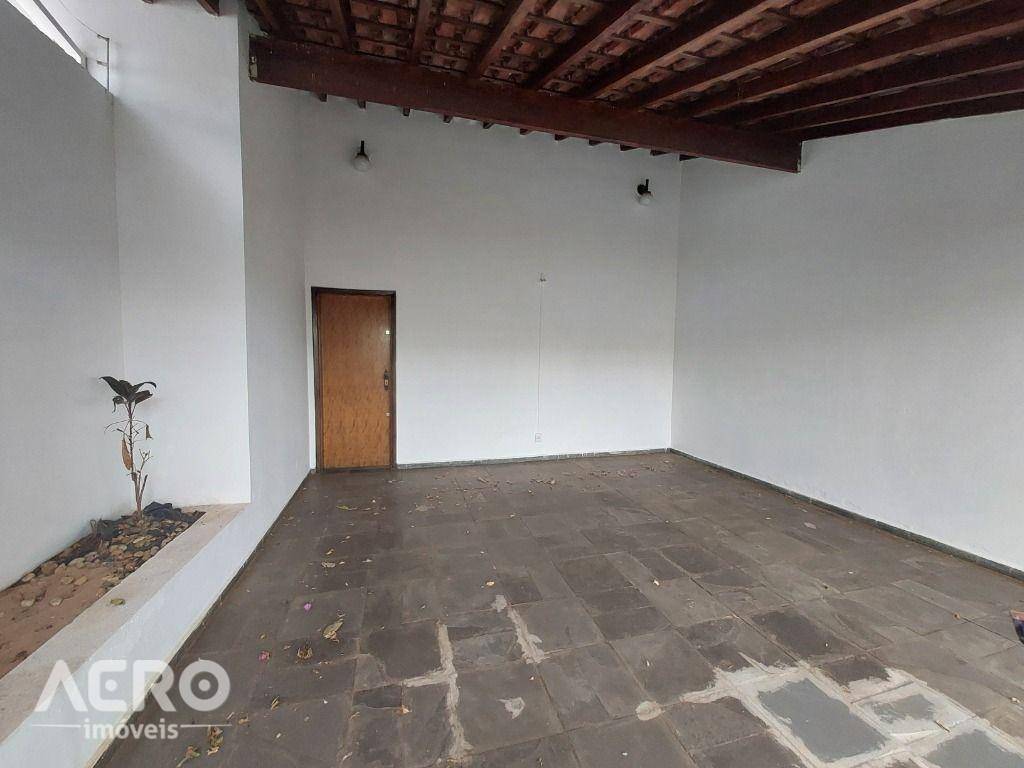 Casa, 3 quartos, 180 m² - Foto 3