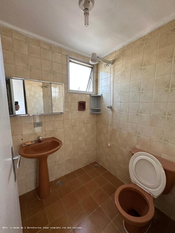 Apartamento à venda com 1 quarto, 38m² - Foto 1