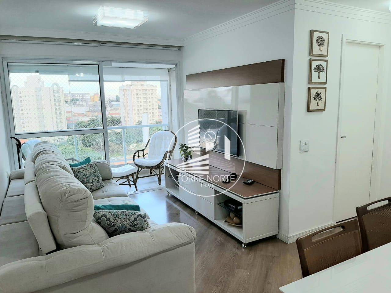 Apartamento à venda com 2 quartos, 63m² - Foto 1