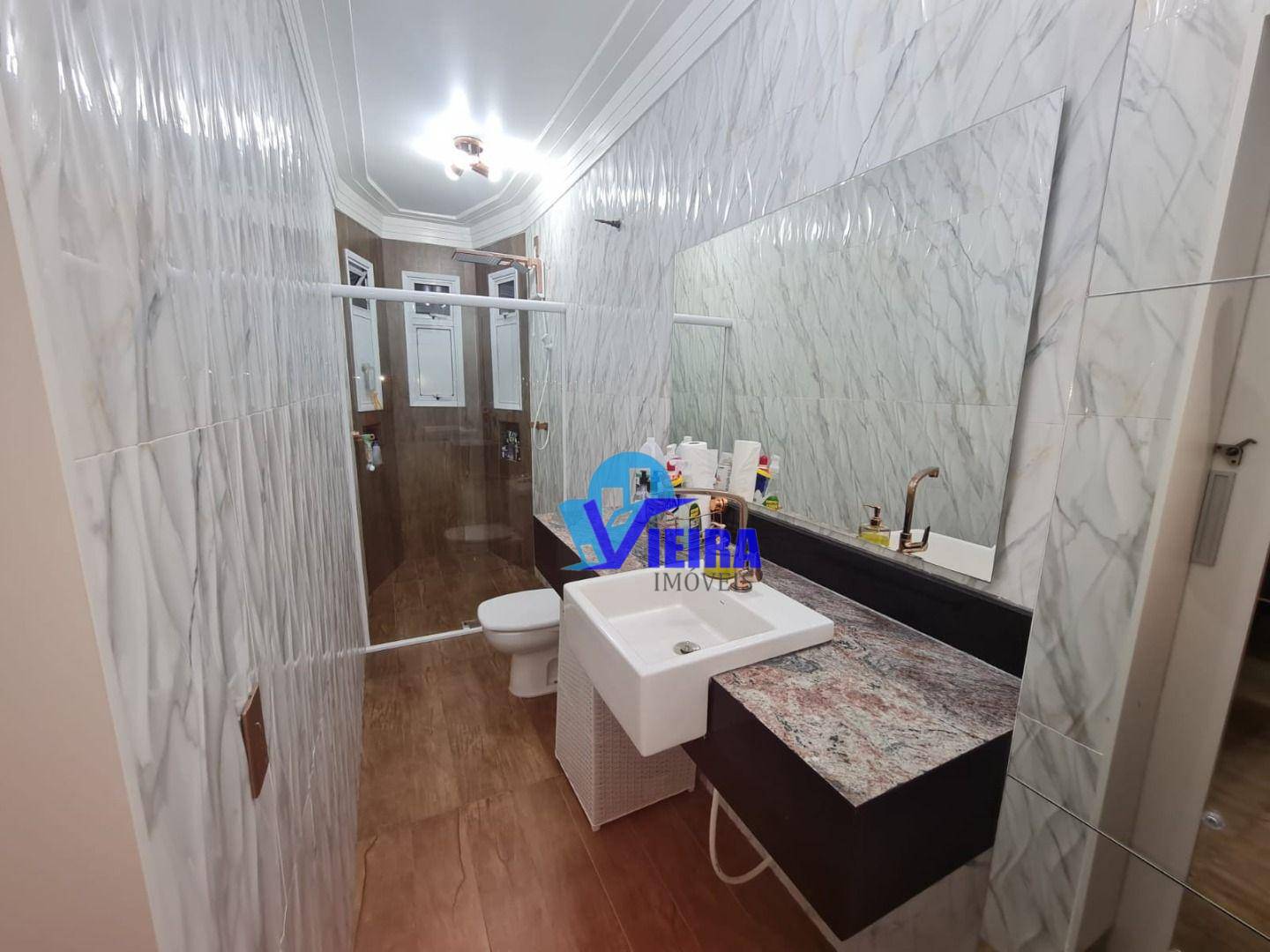 Sobrado à venda com 3 quartos, 300m² - Foto 24