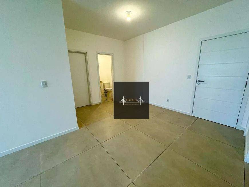 Apartamento à venda com 3 quartos, 105m² - Foto 7