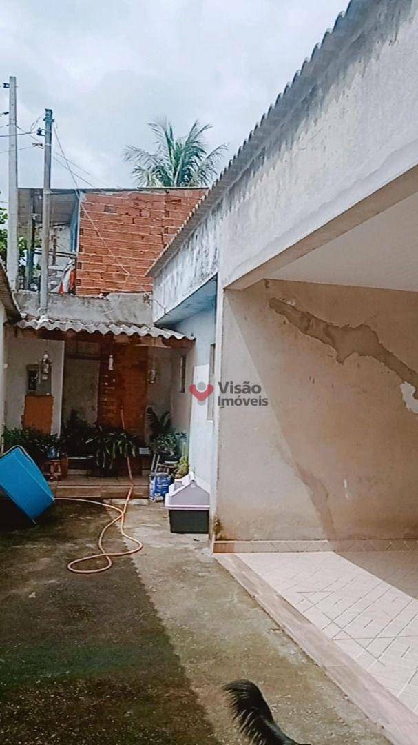 Casa à venda com 4 quartos, 142m² - Foto 15