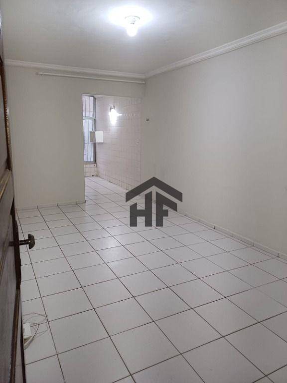 Apartamento à venda com 3 quartos, 75m² - Foto 5