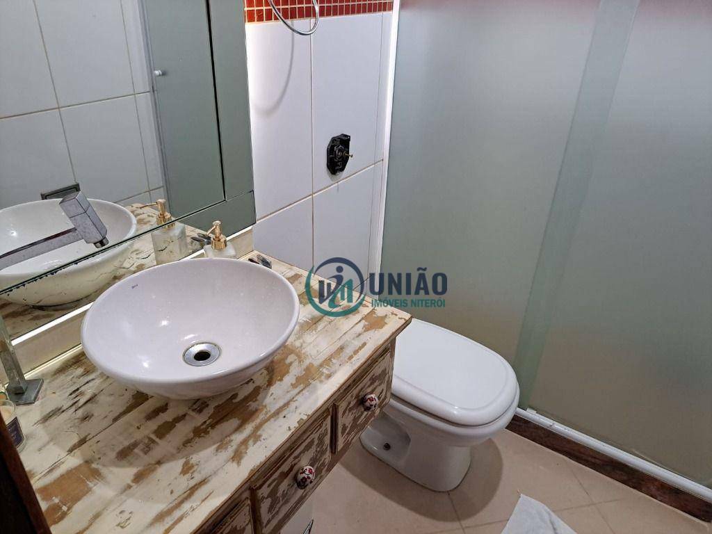 Casa de Condomínio à venda com 3 quartos, 179m² - Foto 24