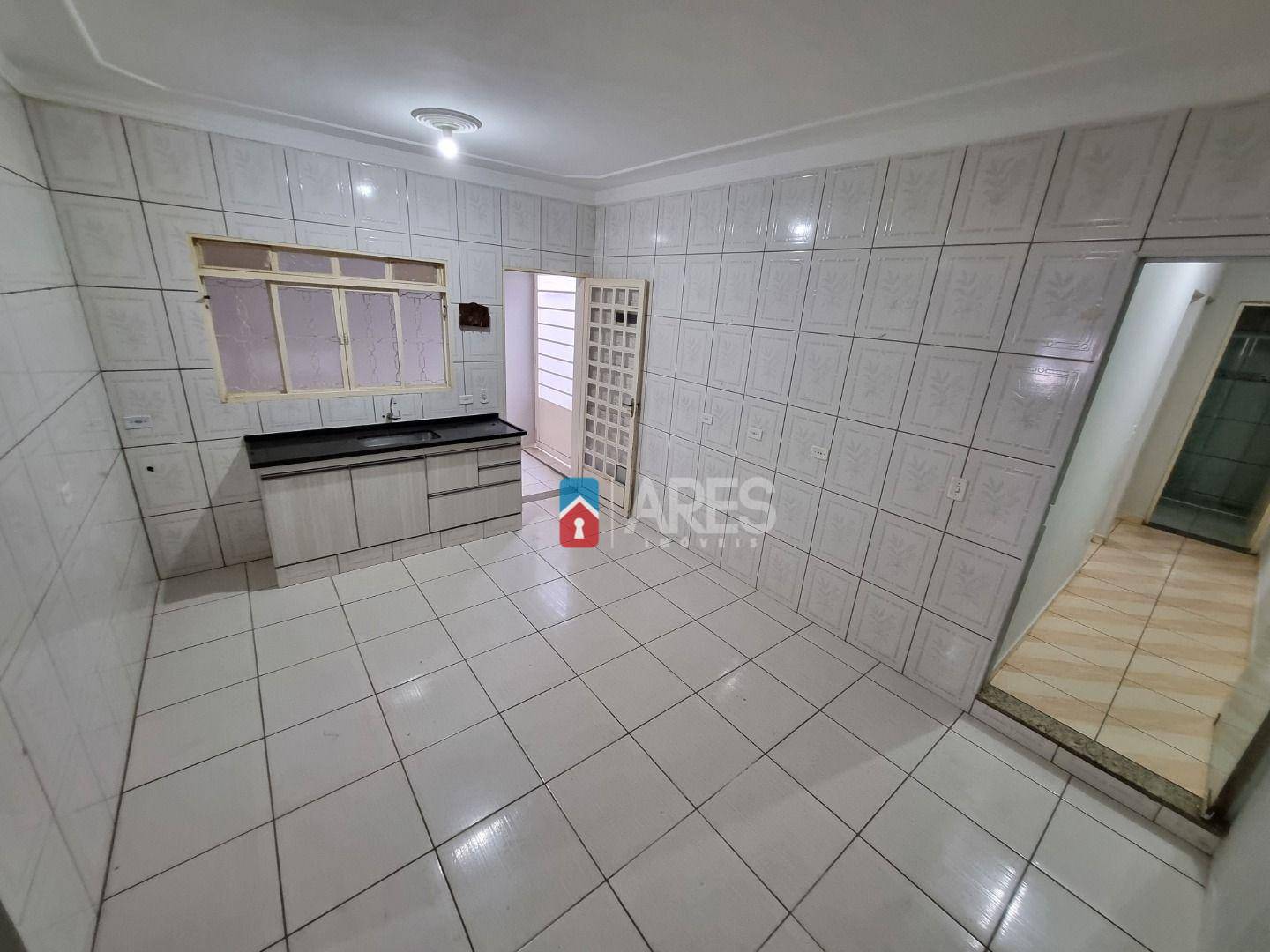 Casa à venda com 2 quartos, 126m² - Foto 11