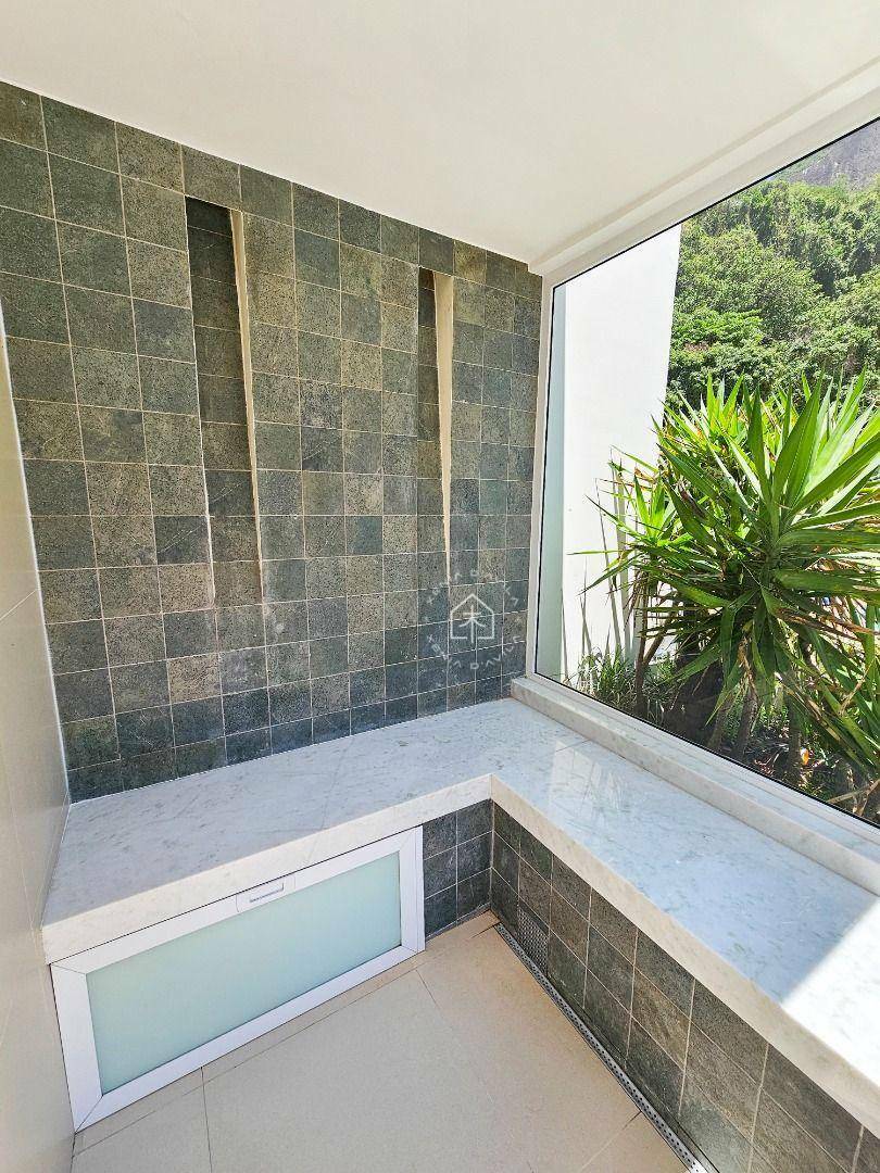 Cobertura à venda com 3 quartos, 225m² - Foto 24