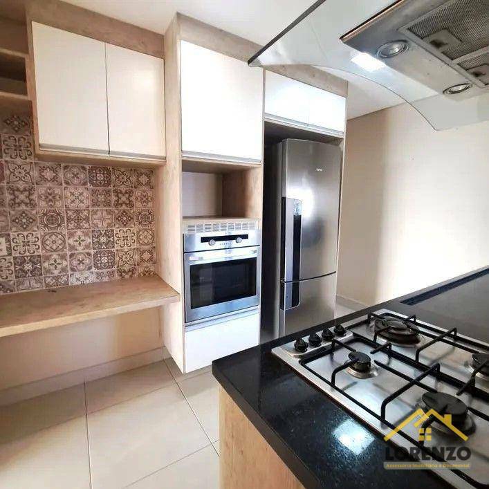 Apartamento à venda com 3 quartos, 123m² - Foto 11