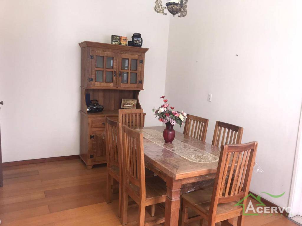 Apartamento à venda com 3 quartos, 92m² - Foto 4