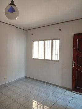 Sobrado à venda com 4 quartos, 100m² - Foto 2