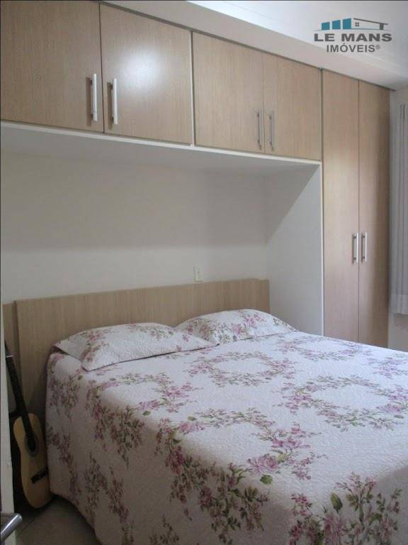 Apartamento à venda com 2 quartos, 48m² - Foto 9