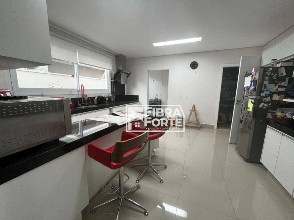 Casa de Condomínio à venda com 4 quartos, 300m² - Foto 5