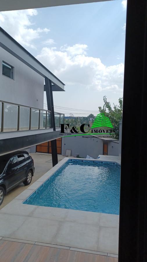 Casa de Condomínio para alugar com 2 quartos, 264m² - Foto 2