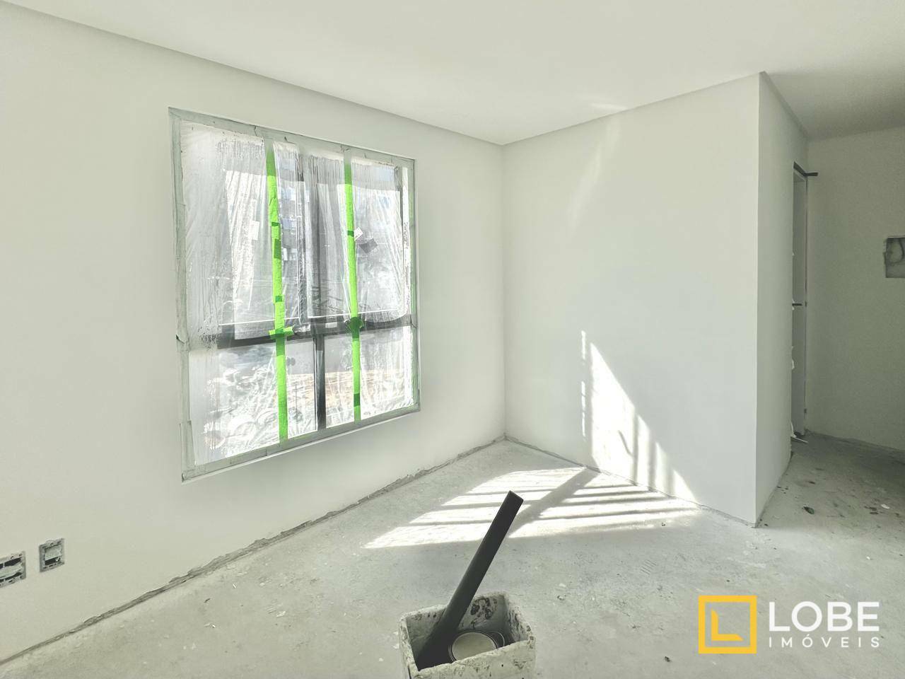 Apartamento à venda com 2 quartos, 75m² - Foto 5
