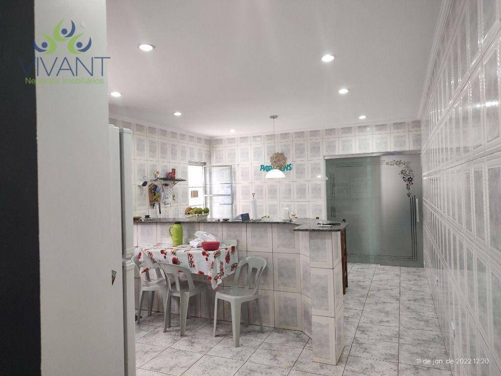 Sobrado à venda com 3 quartos, 340m² - Foto 14