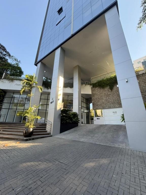 Apartamento para alugar com 2 quartos, 80m² - Foto 1