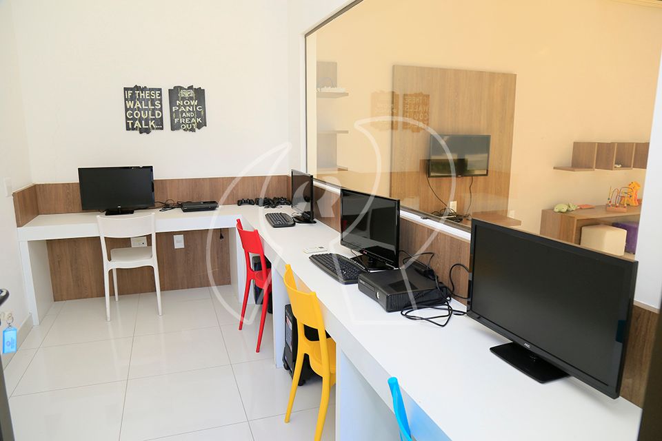 Apartamento à venda com 3 quartos, 206m² - Foto 14