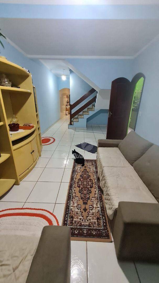 Sobrado à venda com 3 quartos, 213m² - Foto 5