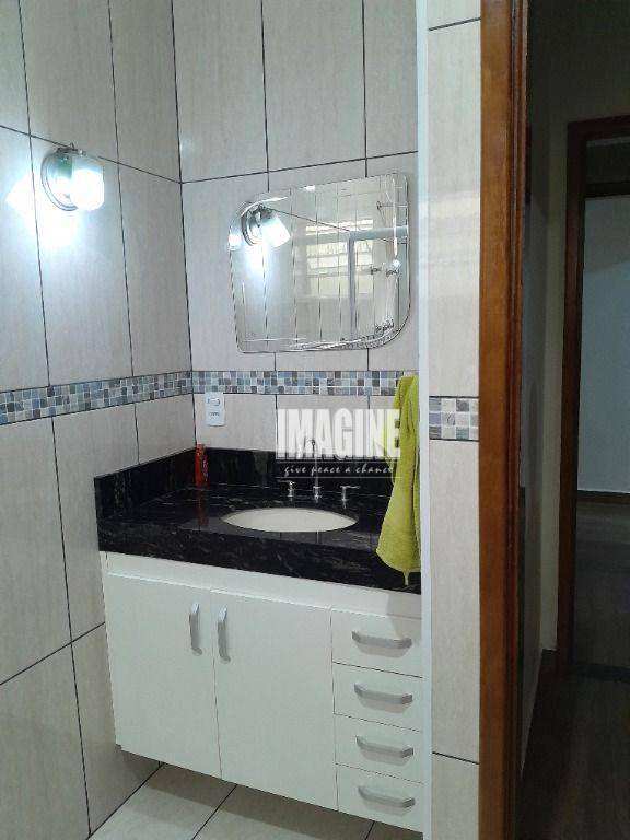 Casa à venda com 2 quartos, 150m² - Foto 15