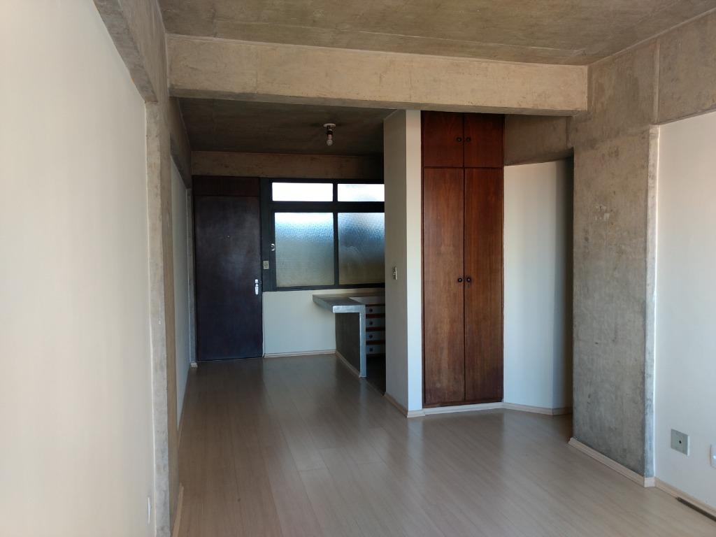 Apartamento à venda com 1 quarto, 48m² - Foto 17