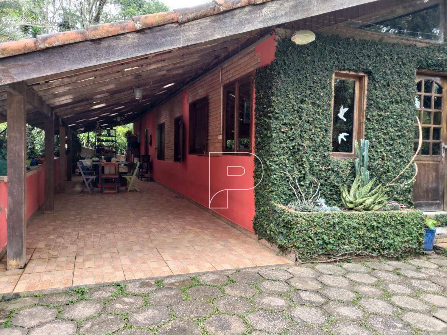 Chácara à venda com 3 quartos, 250m² - Foto 3