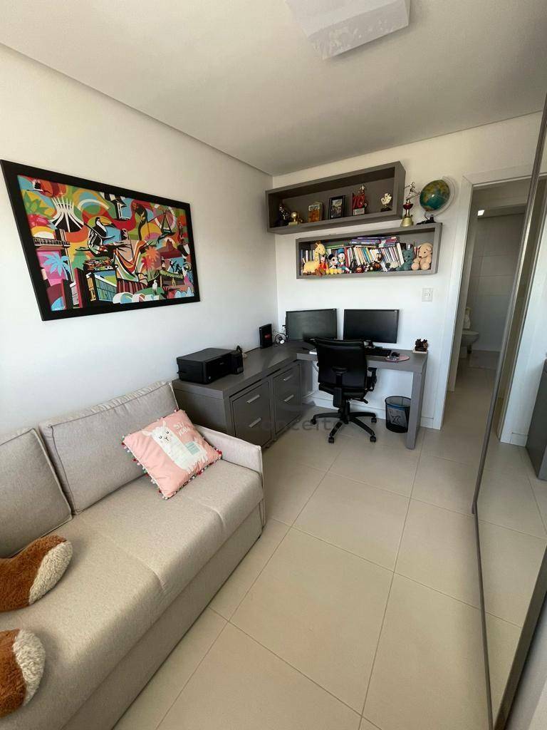 Apartamento à venda com 2 quartos, 77m² - Foto 19