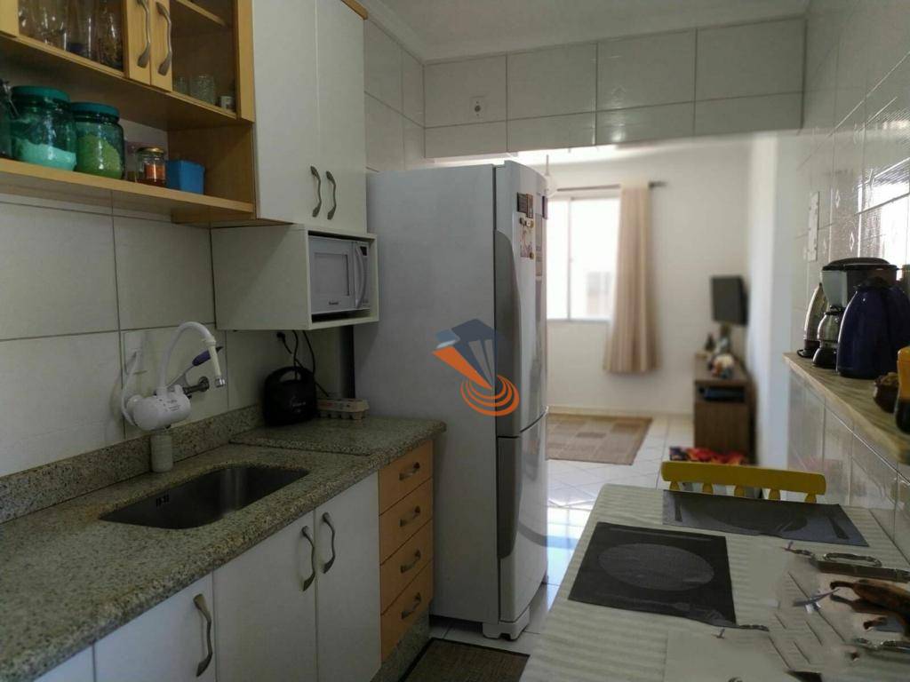 Apartamento à venda com 2 quartos, 58m² - Foto 18