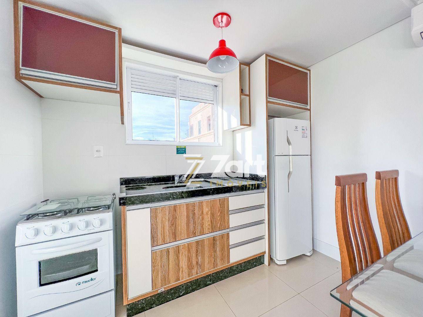 Apartamento à venda com 2 quartos, 70m² - Foto 6