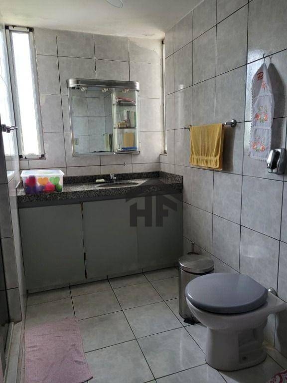 Apartamento à venda com 3 quartos, 150m² - Foto 18