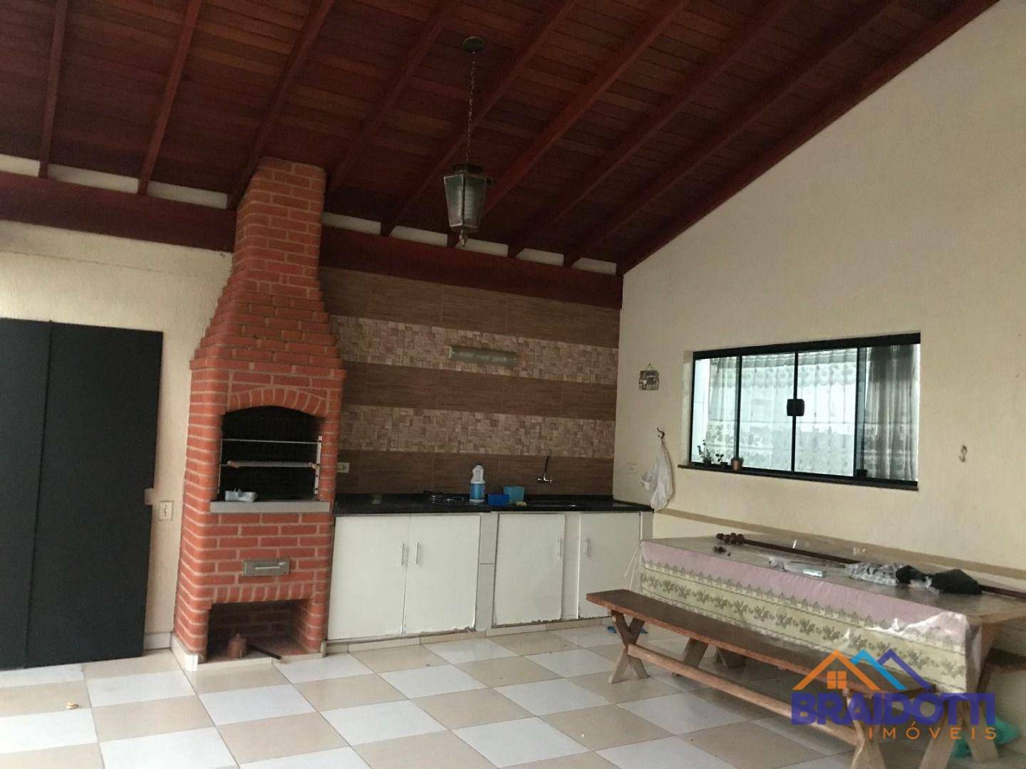 Casa à venda com 3 quartos, 164m² - Foto 2