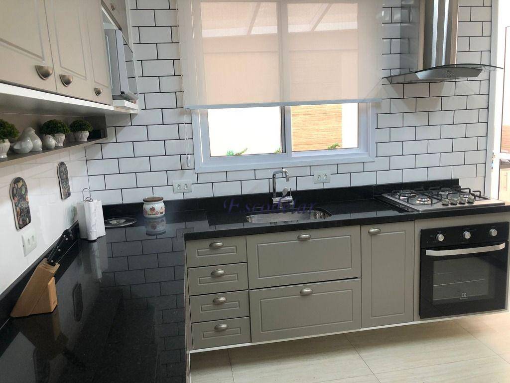 Sobrado à venda com 3 quartos, 180m² - Foto 18