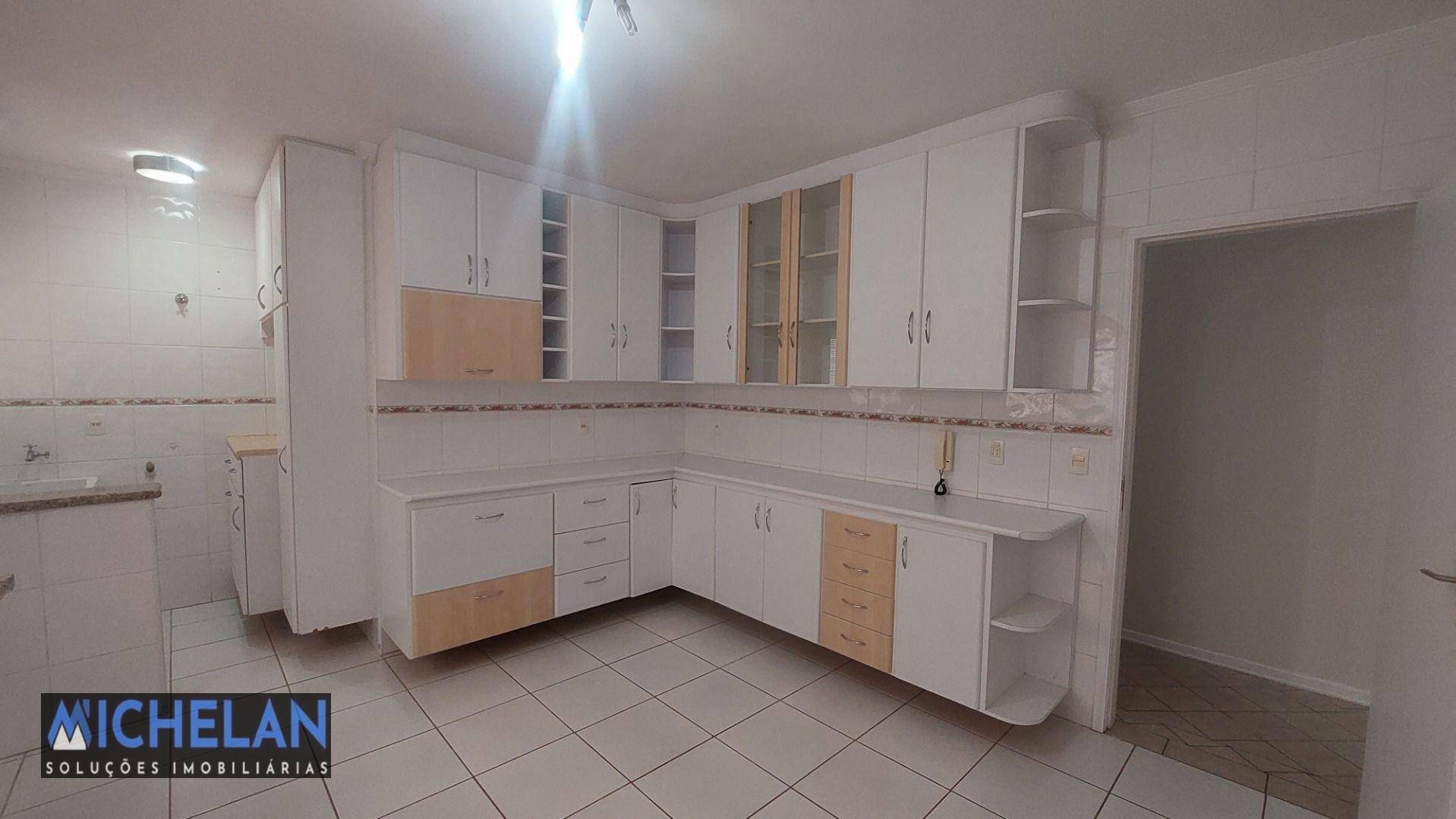 Apartamento para alugar com 2 quartos, 79m² - Foto 3