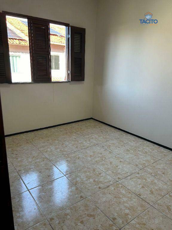 Casa à venda com 3 quartos, 71m² - Foto 15