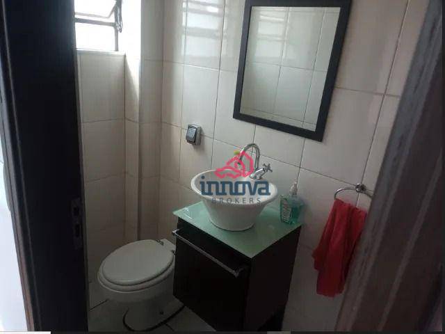 Apartamento à venda com 2 quartos, 67m² - Foto 16