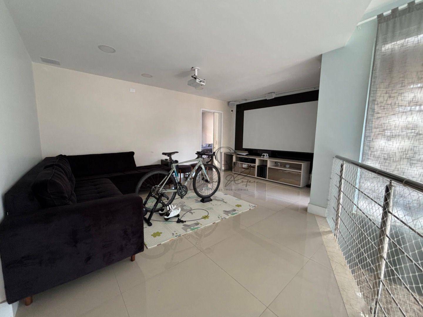Casa à venda e aluguel com 4 quartos, 265m² - Foto 8