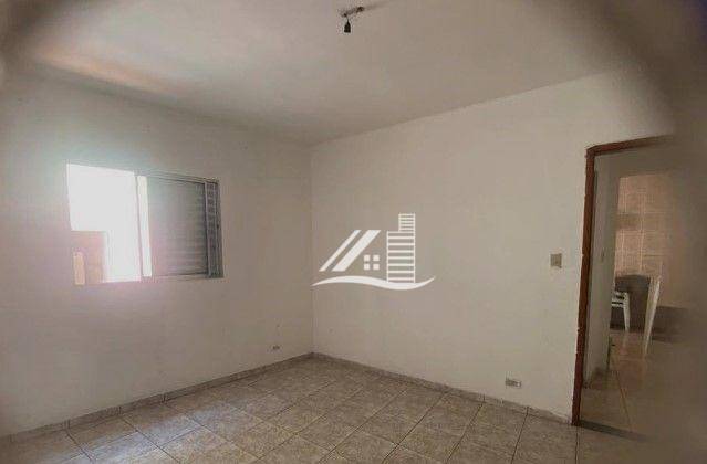 Casa à venda com 5 quartos, 236m² - Foto 42