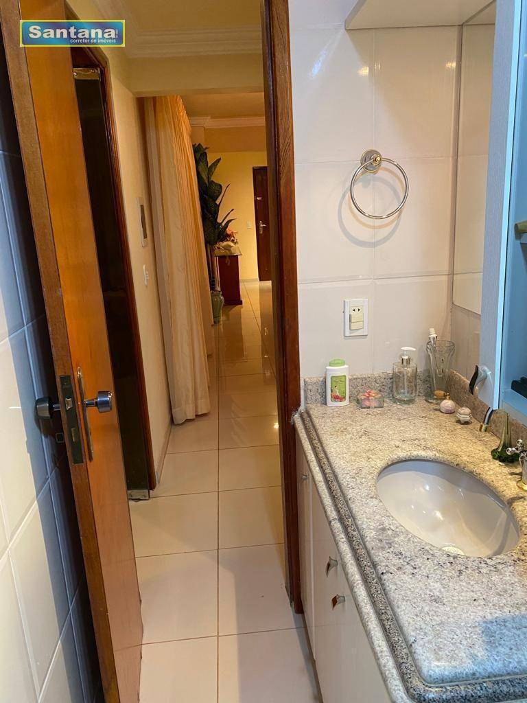 Apartamento à venda com 2 quartos, 69m² - Foto 27