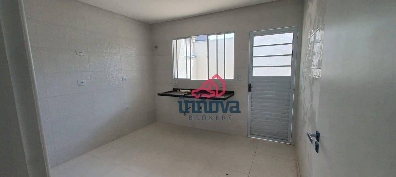 Sobrado à venda com 2 quartos, 100m² - Foto 2