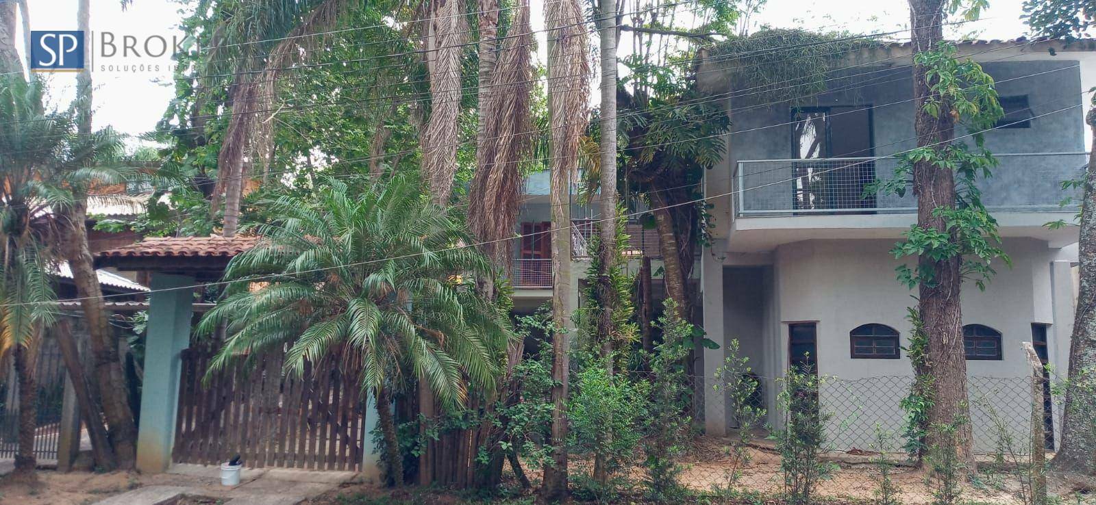 Casa à venda com 3 quartos, 366m² - Foto 1