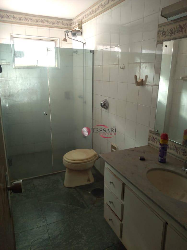 Apartamento para alugar com 3 quartos, 70m² - Foto 9