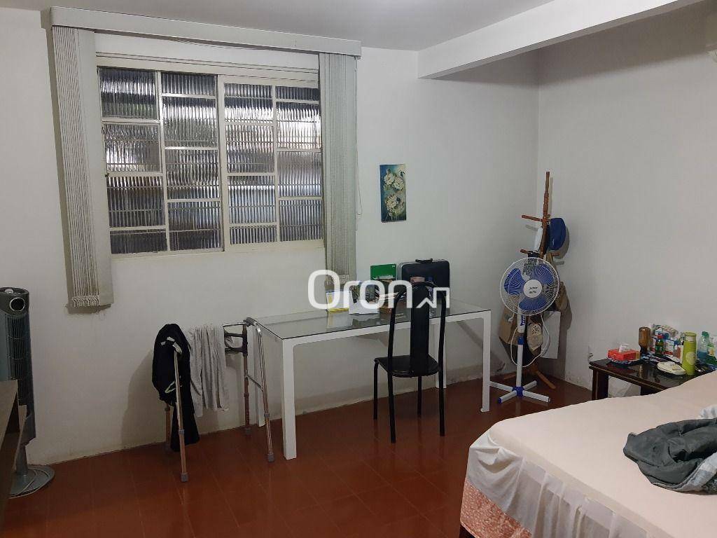 Casa à venda com 4 quartos, 200m² - Foto 6